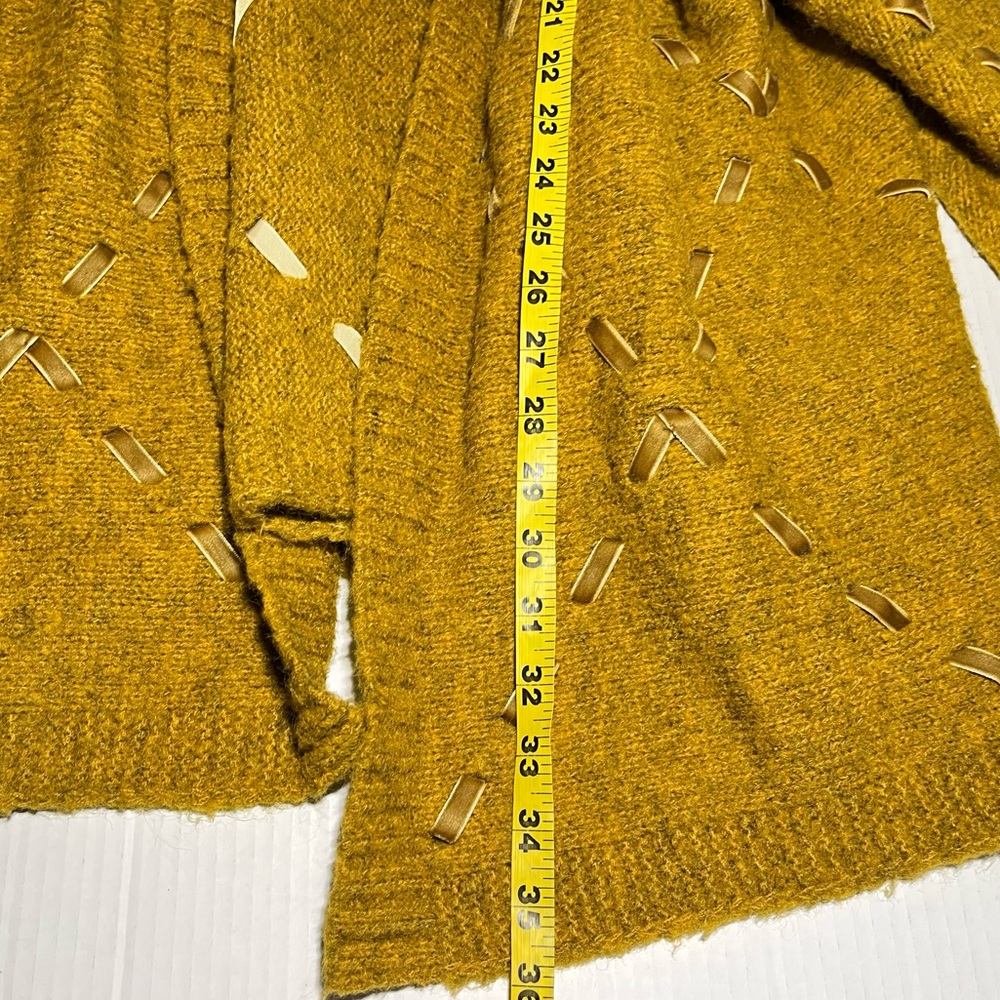 Akemi & Kin Open Cardigan - Picture 13 of 14
